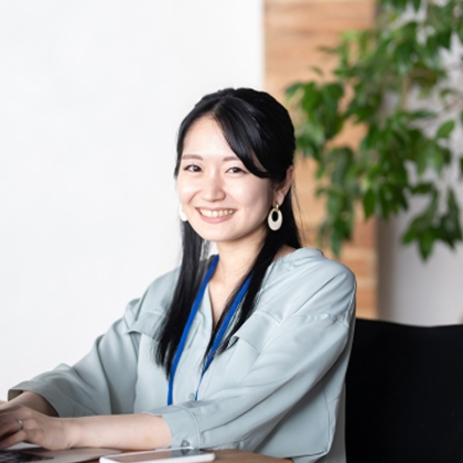 女性の写真